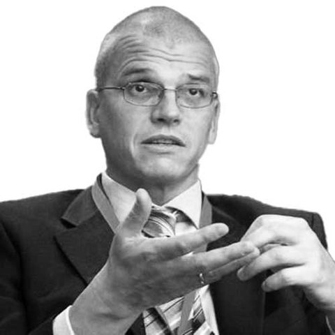 Timothy Ash